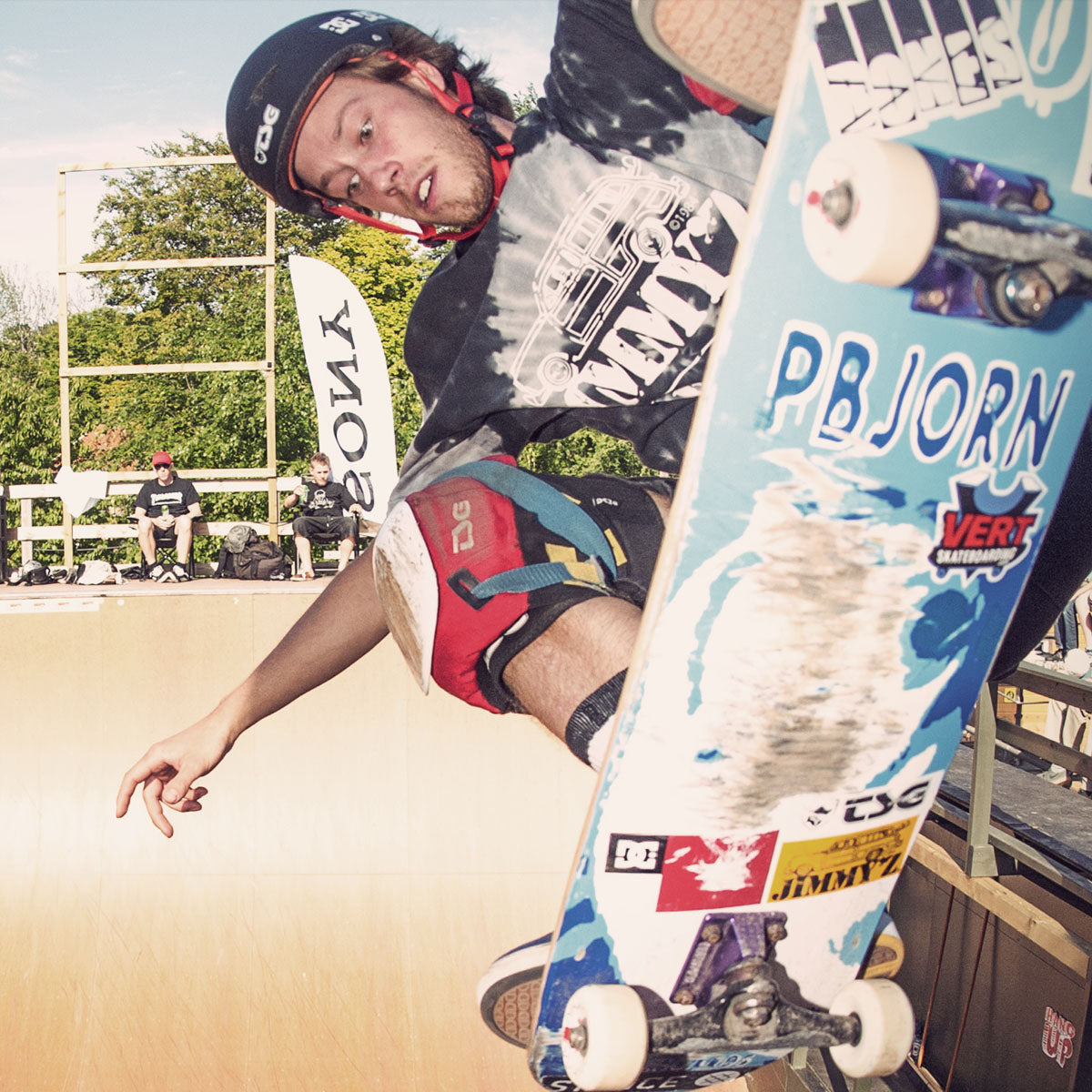 TSG - Superlight Helmet